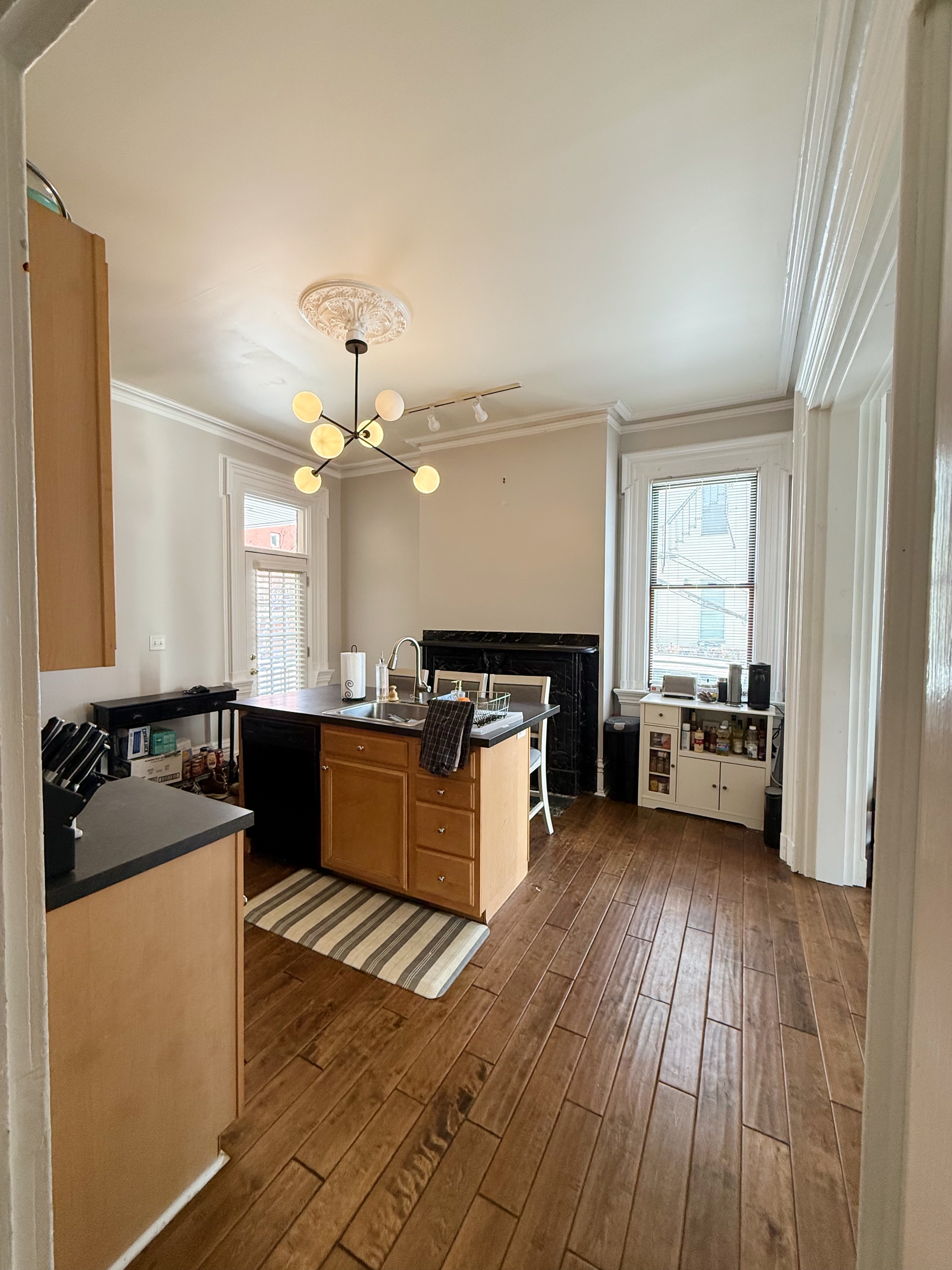1807 Sarah Street - 1